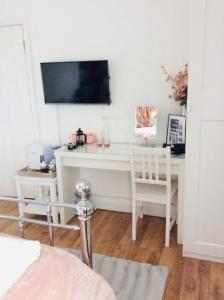 Gallery image of One ninety Boutique Accommodation in Burnham on Sea