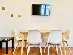 TV a/nebo společenská místnost v ubytování Malasaña Madrid - Apartamento de 1 dormitorio