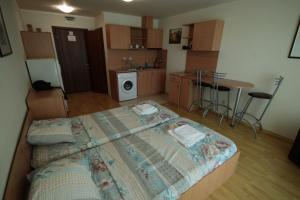 A kitchen or kitchenette at Julia Vigo Panorama apartments