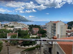 a view of the water from a city at Apartment Iva in Boreti