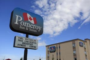 Certifikát, hodnocení, plakát nebo jiný dokument vystavený v ubytování Pomeroy Inn and Suites Dawson Creek
