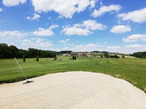 Golf v hotelu nebo okolí