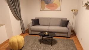 Posezení v ubytování Etal Luxury Apartment