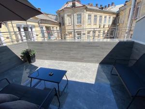 Balkón nebo terasa v ubytování Kuprin Hotel