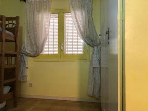 Fotografia z galérie ubytovania PLAYA DE ROSES - Apartamento en la playa de Roses y cerca del centro v destinácii Roses