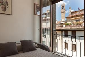 佛羅倫斯的住宿－Apartments Florence - Santa Maria Balcony，相簿中的一張相片
