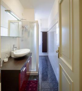 A bathroom at Appartamento Zappacenere