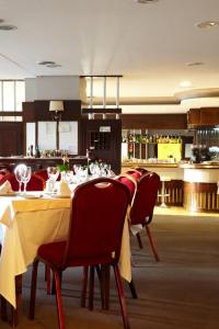En restaurang eller annat matställe på Hotel Coia de Vigo