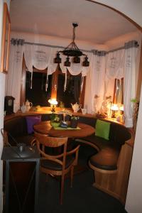 Posezení v ubytování Sonniges Eck Ferienwohnung 1
