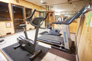 Fitness centrum a/nebo fitness zařízení v ubytování Club Tahoe Resort