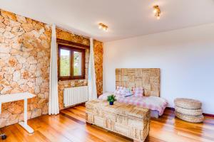 Postel nebo postele na pokoji v ubytování Villa Portals Nous 2