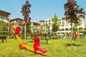 Herní místnost nebo prostor pro děti v ubytování Apartment Beach Kavatsi
