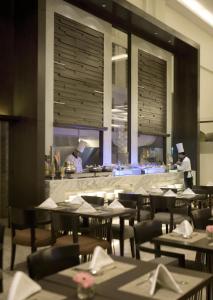 Restaurace v ubytování Hotel Santika Premiere Slipi Jakarta