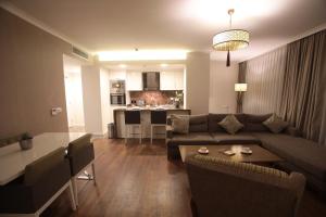 Posezení v ubytování Paşapark Selçuklu Hotel