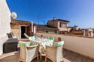 A balcony or terrace at Casa Maria Angela