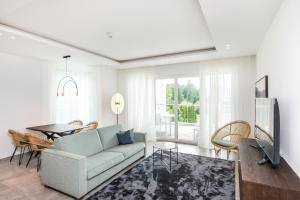 Posezení v ubytování Suiten-Aparthotel AENEA