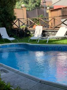 Photo de la galerie de l'établissement Casa Gino Petrulli Etna, villa con piscina, à Zafferana Etnea