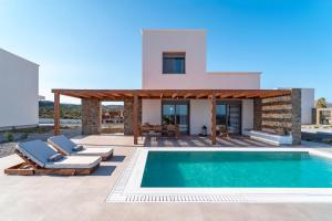 Πισίνα στο ή κοντά στο Terra d'Oro Sea view villa with private pool