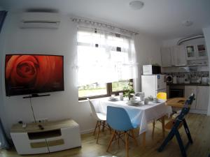 Köök või kööginurk majutusasutuses Aivazovsky Park Anchialos H14