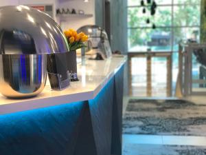 Kuchyň nebo kuchyňský kout v ubytování Smart Hotel Budapest
