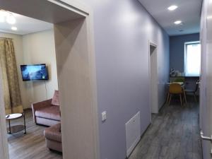 TV a/nebo společenská místnost v ubytování Čepinskio