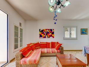 Imagen de la galería de Apartment Sun & Sea terrace-2 by Interhome, en Castro di Lecce