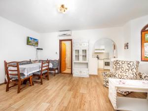 Holiday Home Green by Interhome 8647 Balatonmáriafürdő kép - 2