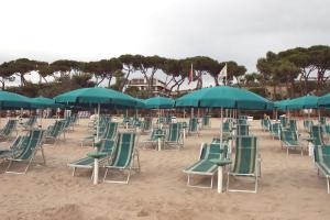 A beach at or near a szállodákat