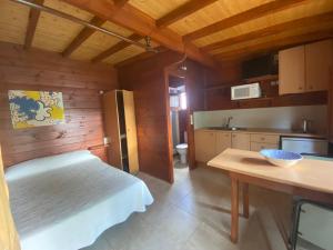 Kuchyň nebo kuchyňský kout v ubytování Camping Playa Canelas