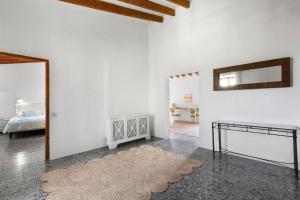 Postel nebo postele na pokoji v ubytování Villa Santanyí, Sueño de Verano
