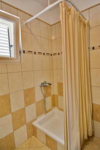 Koupelna v ubytování Apartmani Zlata