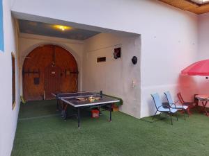 Stolný tenis v ubytovaní Triniti Vendégház alebo v jeho okolí