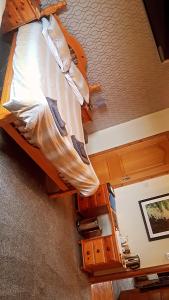 an overhead view of a bunk bed in a room at Valhalla B&B in Bowermadden