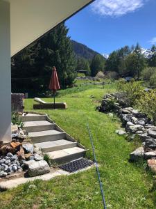 Κήπος έξω από το Appartement Waidmannsheil mit schöner Aussicht