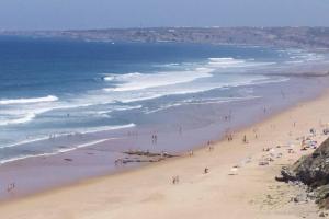 ロウリニャンにあるCasa S Nicolau 2 Near the beachのギャラリーの写真