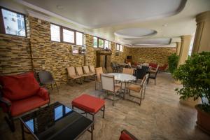 Χώρος καθιστικού στο Hotel Chveni Ezo
