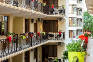 Μπαλκόνι ή βεράντα στο Hotel Chveni Ezo +29 φωτογραφίες