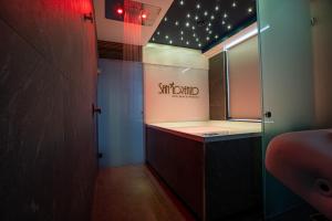 A bathroom at San Lorenzo - Boutique Hotel & SPA