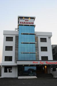 Bangunan di mana terletaknya hotel