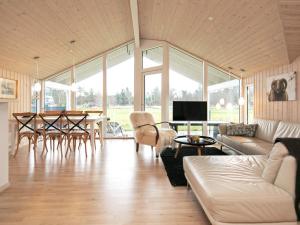 Galeriebild der Unterkunft 6 person holiday home in Ålbæk in Ålbæk