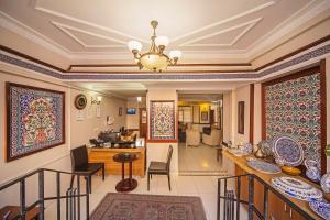 Posezení v ubytování Hippodrome Hotel