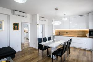 Gallery image of Aurora Seaview Apartment in Mlini