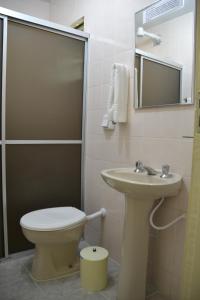 Ένα μπάνιο στο Hotel Pousada Dos Pinheiros