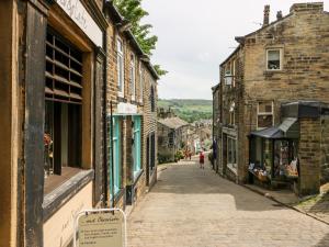 Gallery image of Duck Egg Cottage in Keighley