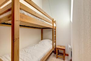 Двухъярусная кровать или двухъярусные кровати в номере L'Ecureuil