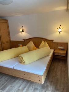 Ένα ή περισσότερα κρεβάτια σε δωμάτιο στο Rimls Landhaus