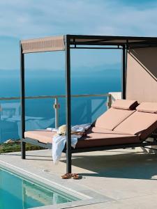 The swimming pool at or close to Owl Villas