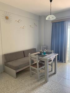 Posezení v ubytování Ermis Suites + 37 fotografií