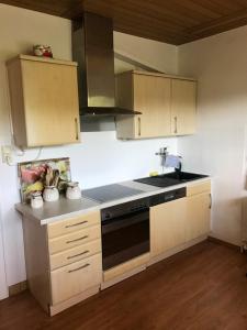 Küche/Küchenzeile in der Unterkunft Ferienhaus Anita am Radweg