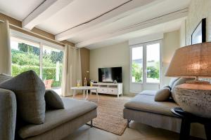 Μια τηλεόραση ή/και κέντρο ψυχαγωγίας στο Résidence La Ménado